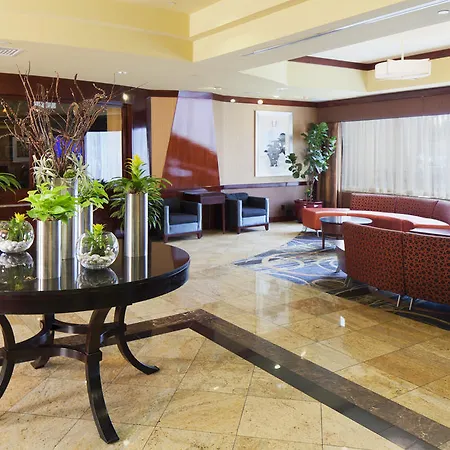 Hotel Doubletree By Hilton Jfk Airport 3*