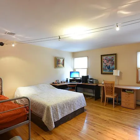 Private Vacation Staten Island Holiday home New York