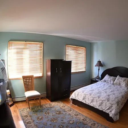 Private Vacation Staten Island