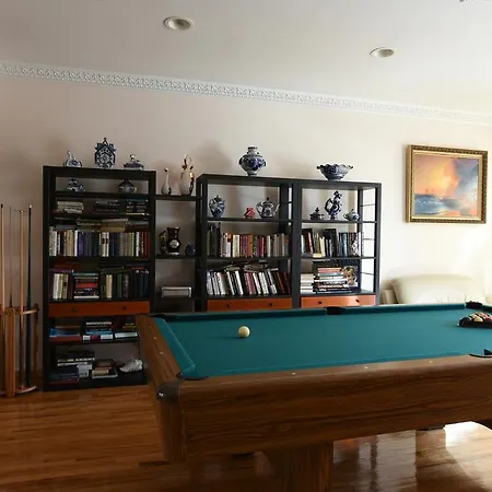 Private Vacation Staten Island *