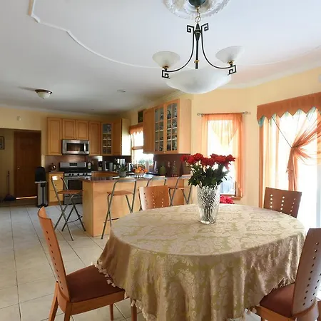 Private Vacation Staten Island Holiday home
