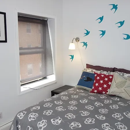 Four Bedroom - Eldridge St. #38 *