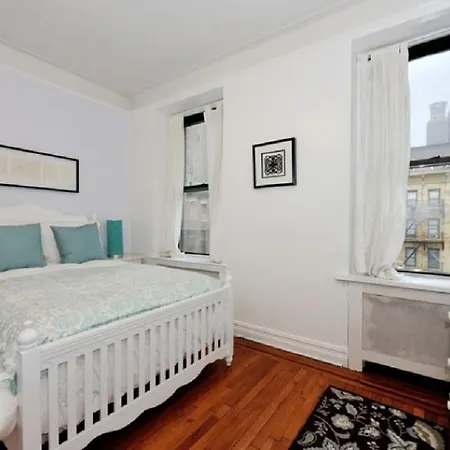 Two Bedroom In Midtown *