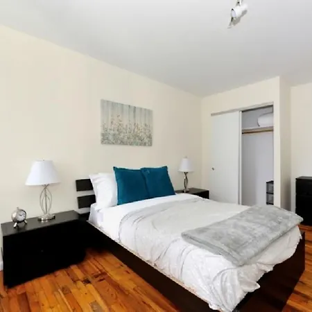 Six Bedroom On Greenwich Street Apartment