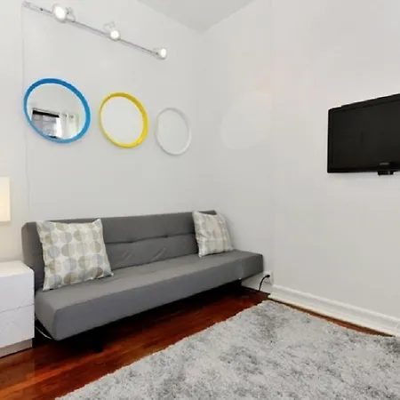 One Bedroom Apartment In Upper West Side *