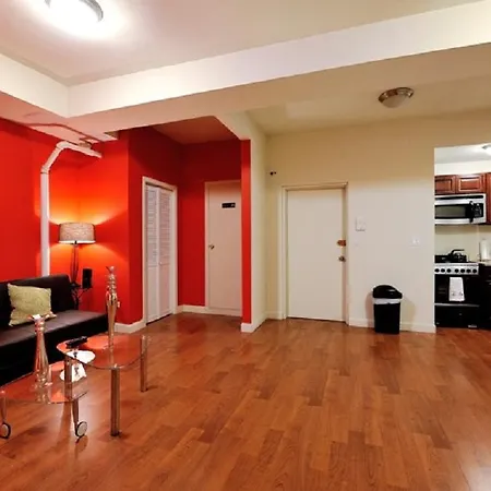 3 Bedroom In Midtown South Apartment