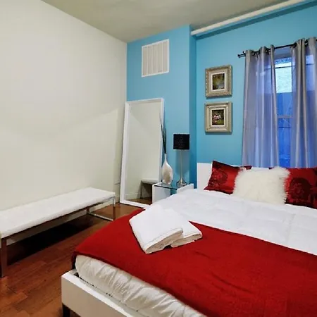 Apartment 3 Bedroom In Midtown South New York