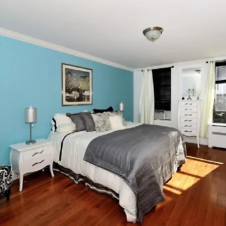 Five-bedroom In Nyc Apartment New York