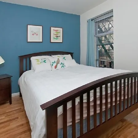 Comfortable One-bedroom *