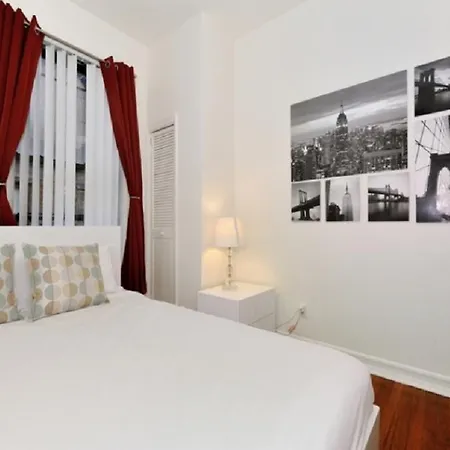 One Bedroom Apartment In Upper West Side