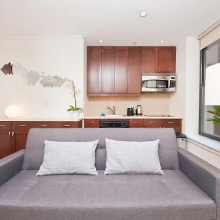 One-bedroom On 7th * New York