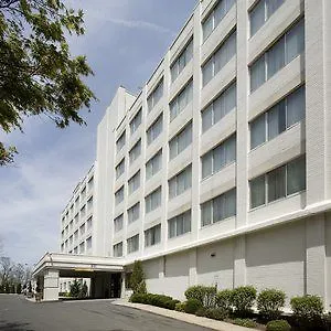 Hotel Aloft By Marriott New York Laguardia Airport 3*