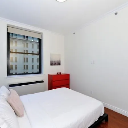 One Bedroom Midtown South New York