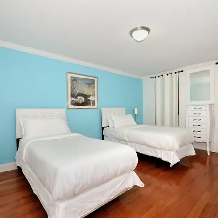Five-bedroom In Nyc *