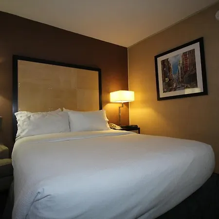 Hotel The Watson New York