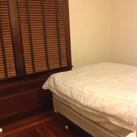 In Flushing With Lakeview Apartment *