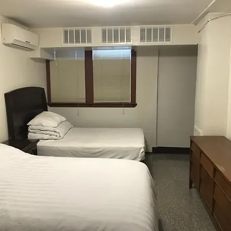 Apartment In Flushing With Lakeview New York