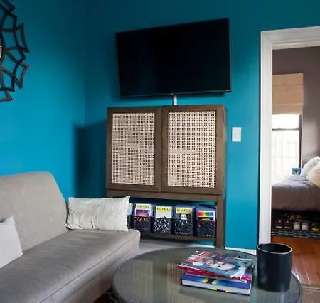 Apartment 2 Bed Penthouse In Heart Of Nyc *
