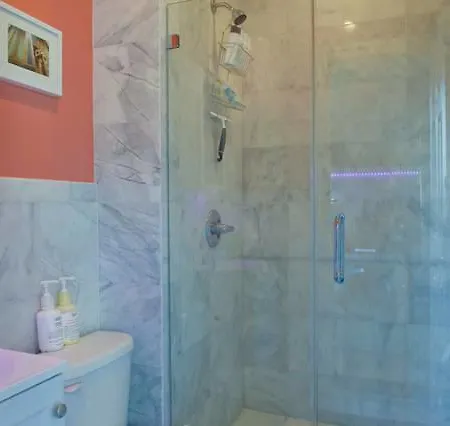2 Bed Penthouse In Heart Of Nyc Apartment