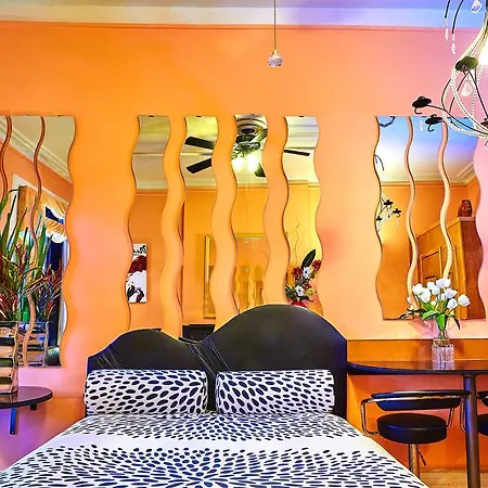 The International Cozy Hotel 3*