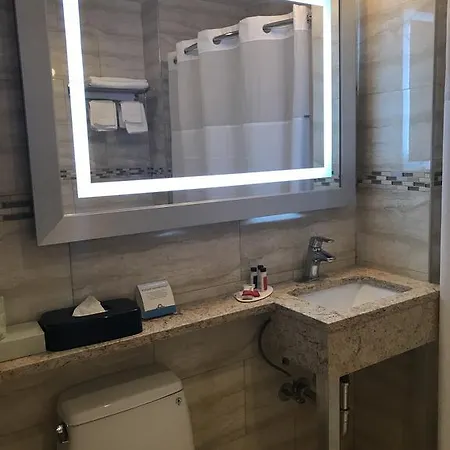 Days By Wyndham Brooklyn Crown Heights Hotel 2*