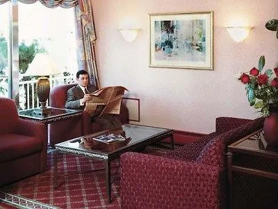 Anchor Hotel