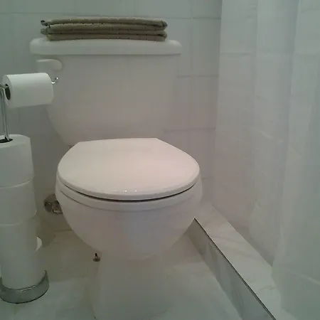 Sunny Three Bedroom House Holiday home *