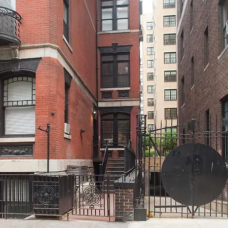 Apartment Brownstone In Upper East Side *