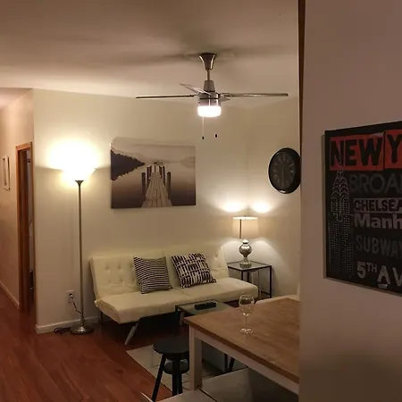 Two-bedroom Apartment, Express Subway At Columbia Hospital *