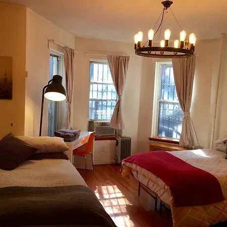 Two-bedroom Apartment, Express Subway At Columbia Hospital * New York