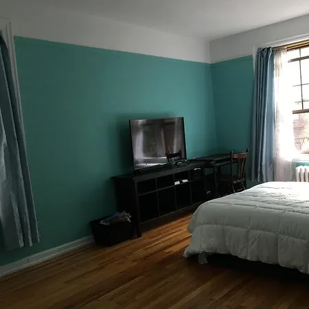 Cute Flat For Two