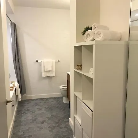 Exquisite 2 Bedroom 2 Baths All Modern And High End Furniture * New York
