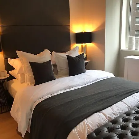 Apartment Exquisite 2 Bedroom 2 Baths All Modern And High End Furniture New York