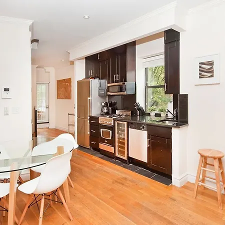Sunny & Luxurious West Village - 3 Bedrooms! * New York