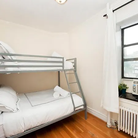 Sunny & Luxurious West Village - 3 Bedrooms! *