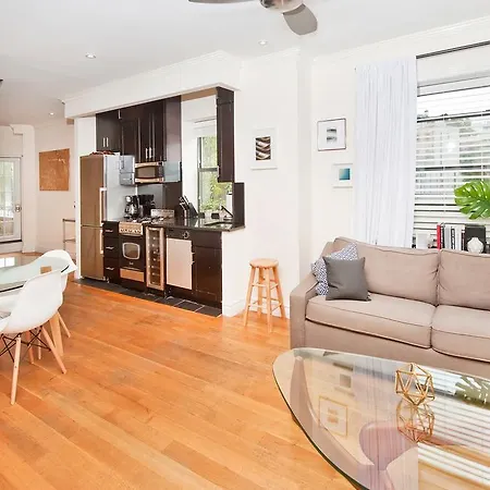 Sunny & Luxurious West Village - 3 Bedrooms! New York