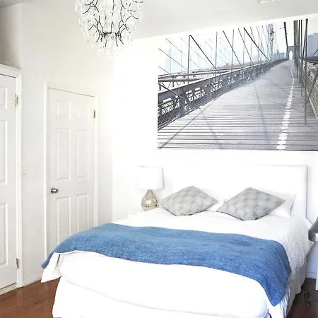 Extended Nyc Apartment, 5 Minute To Times Square By Subway Apartment