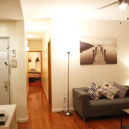Two-bedroom Apartment, Express Subway At Columbia Hospital Apartment New York