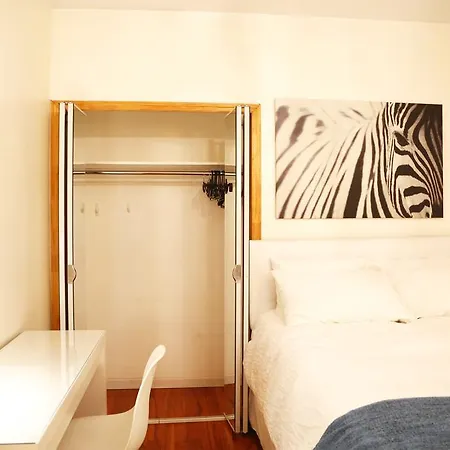 Two-bedroom Apartment, Express Subway At Columbia Hospital