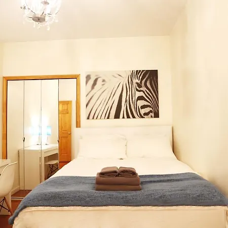 Two-bedroom Apartment, Express Subway At Columbia Hospital * New York