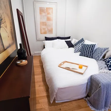 Carriage House & Courtyard * New York