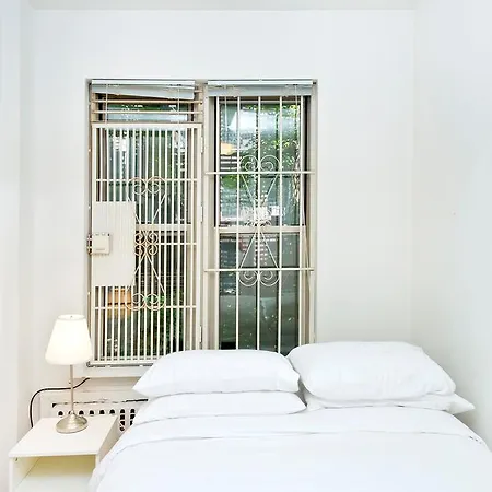Upper East One Bedroom *