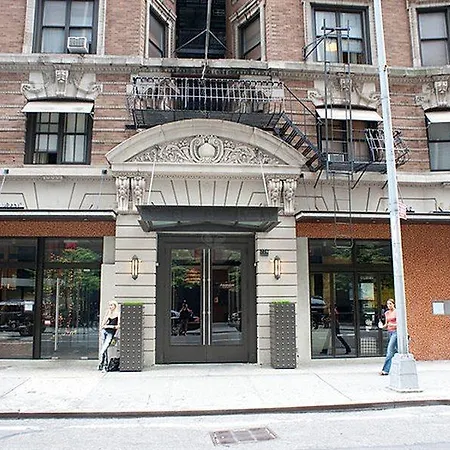 Square At Times Square Hotel