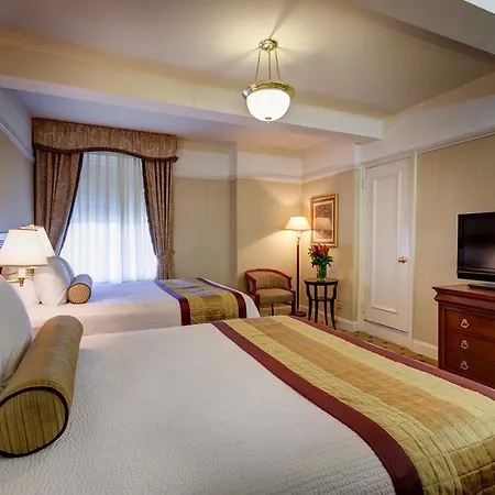 Hotel Wellington 3*