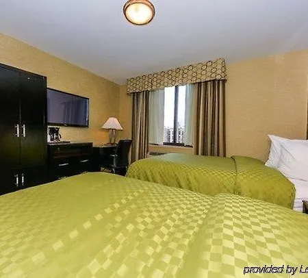 Rodeway Bronx Zoo Inn