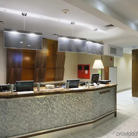 Hampton Madison Square Garden Hotel 3*