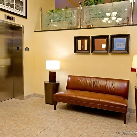 Express Brooklyn By Ihg New York