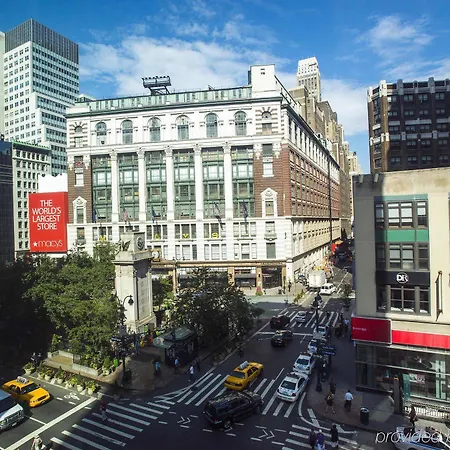 Hotel Courtyard By Marriott Manhattan/herald Square 4*