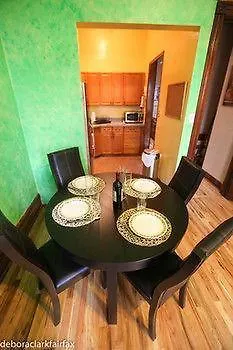 Richard's Place *