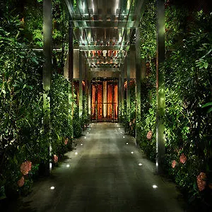 Hotel Public